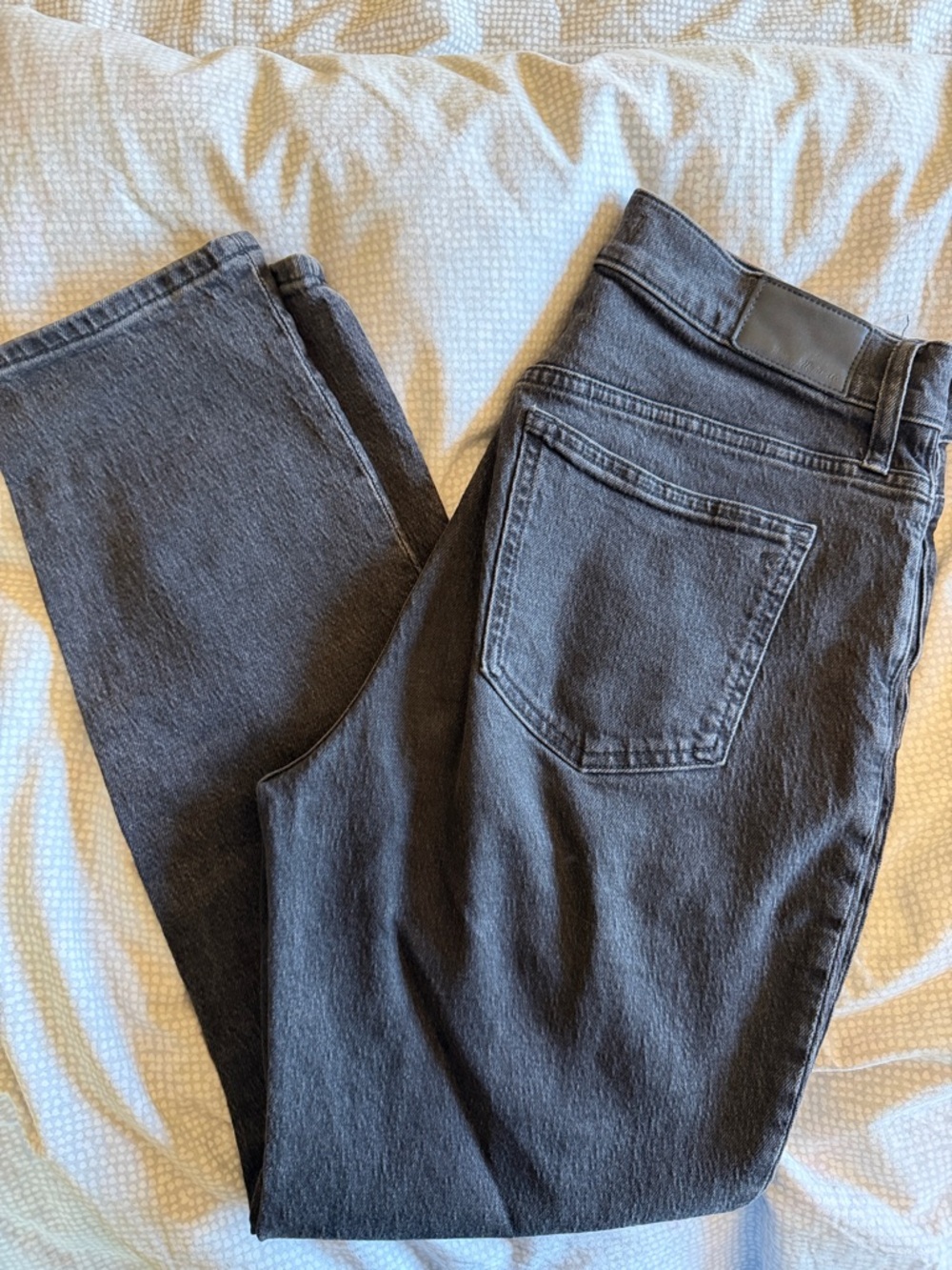 Madewell The Perfect Vintage Jean. Medium black wash. Size 29.